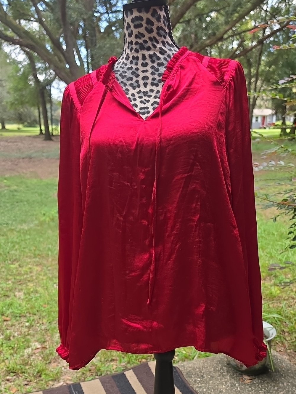 Women's Red V-Neck Tie Satin PHILOSOPHY top